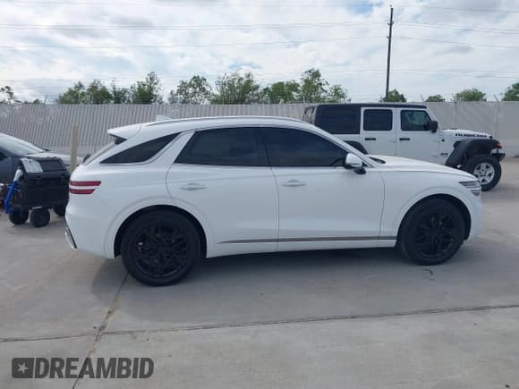 ✅ 2022 Genesis GV70 2.5T • VIN: KMUMADTB9NU065798 • Lot: 40657810. Wystawiony na IAAI z przebiegiem 39 157 mil. Bezpłatny archiwum sprzedaży aukcyjnych z USA i szczegółowy raport historii pojazdu na DreamBid. Zdjęcie 13.