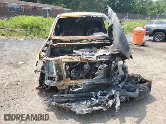 ✅ 2019 Chevrolet Colorado 4WD LT • VIN: 1GCGTCEN5K1196672 • Lot: 60421185. Listed on Copart with Not provided. Free auction sales archive from the USA and detailed vehicle history report at DreamBid. Image 5.