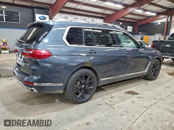 ✅ 2020 BMW X7 xDrive40i • VIN: 5UXCW2C01L9B12973 • Lot: 95707625. Listed on Copart with 126,379 mi. Free auction sales archive from the USA and detailed vehicle history report at DreamBid. Image 3.