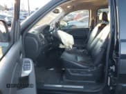 ✅ 2007 Chevrolet Suburban LT • VIN: 3GNFC16077G248080 • Lot: 41289912. Listed on IAAI with 129,622 mi. Free auction sales archive from the USA and detailed vehicle history report at DreamBid. Image 5.