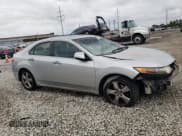 ✅ 2011 Acura TSX • VIN: JH4CU2F61BC018631 • Lot: 65926004. Listed on Copart with 204,040 mi. Free auction sales archive from the USA and detailed vehicle history report at DreamBid. Image 4.