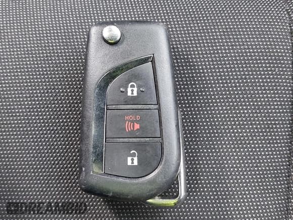 ✅ 2020 Toyota C-HR LE • VIN: NMTKHMBX3LR103772 • Lot: 43287068. Wystawiony na IAAI z przebiegiem 42 821 mil. Bezpłatny archiwum sprzedaży aukcyjnych z USA i szczegółowy raport historii pojazdu na DreamBid. Zdjęcie 11.