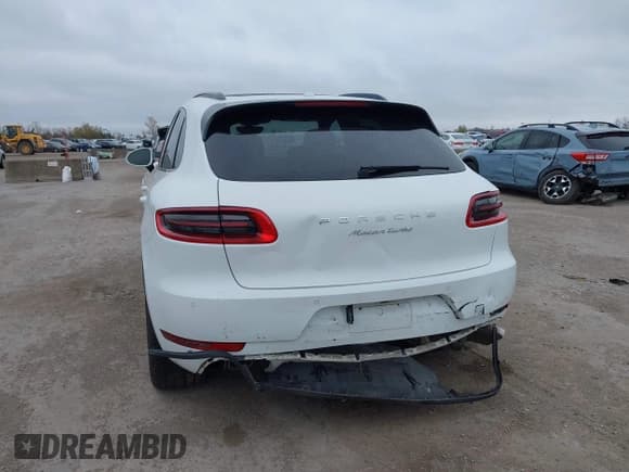 ✅ 2016 Porsche Macan Turbo • VIN: WP1AF2A59GLB94592 • Lot: 41106599. Wystawiony na IAAI z przebiegiem 94 837 mil. Bezpłatny archiwum sprzedaży aukcyjnych z USA i szczegółowy raport historii pojazdu na DreamBid. Zdjęcie 6.