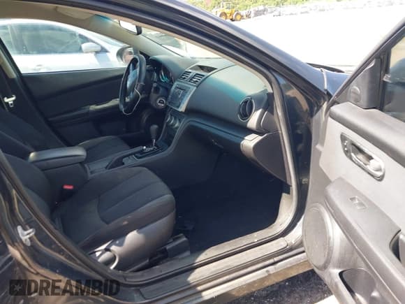 ✅ 2013 Mazda 6 i Sport • VIN: 1YVHZ8BH2D5M16158 • Lot: 42751941. Listed on IAAI with 216,623 mi. Free auction sales archive from the USA and detailed vehicle history report at DreamBid. Image 5.