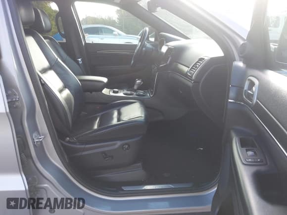 ✅ 2020 Jeep Grand Cherokee Limited • VIN: 1C4RJFBG2LC256080 • Лот: 43293236. Опубликован ранее на IAAI с пробегом 111 754 миль. Бесплатный доступ к архиву аукционных продаж из США и подробный отчёт об истории автомобиля на DreamBid. Изображение 5.