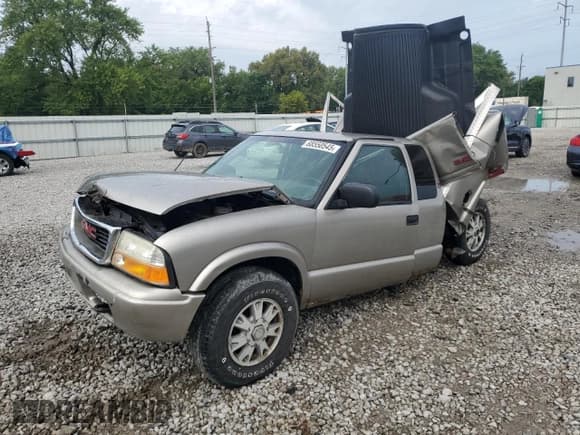 ✅ 2002 GMC Sonoma SLS • VIN: 1GTDT19W028232897 • Lot: 71087885. Wystawiony na Copart z przebiegiem 164 771 mil. Bezpłatny archiwum sprzedaży aukcyjnych z USA i szczegółowy raport historii pojazdu na DreamBid. Zdjęcie 1.