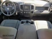 ✅ 2018 Ram 1500 Tradesman • VIN: 1C6RR6FG0JS315463 • Lot: 84567355. Wystawiony na Copart z przebiegiem 113 743 mil. Bezpłatny archiwum sprzedaży aukcyjnych z USA i szczegółowy raport historii pojazdu na DreamBid. Zdjęcie 8.