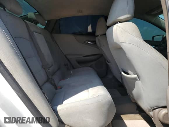 2017 Chevrolet Malibu LT z VIN 1G1ZE5ST4HF226704, wystawiony jako Copart lot #68331195 z przebiegiem 163 610 mil mil oraz Szkoda całkowita • Salvage title. Historia ofert i sprzedaży dostępna na DreamBid. Obrazek 10.