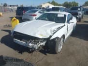 ✅ 2016 Ford Mustang EcoBoost • VIN: 1FA6P8TH9G5261300 • Лот: 43425756. Опубликован ранее на IAAI с пробегом 94 797 миль. Бесплатный доступ к архиву аукционных продаж из США и подробный отчёт об истории автомобиля на DreamBid. Изображение 2.