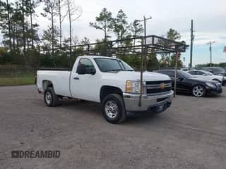 ✅ 2013 Chevrolet Silverado 2500HD Work Truck • VIN: 1GC0CVCG3DF245777 • Lot: 43655870. Wystawiony na IAAI z przebiegiem 288 855 mil. Bezpłatny archiwum sprzedaży aukcyjnych z USA i szczegółowy raport historii pojazdu na DreamBid. Zdjęcie 1.