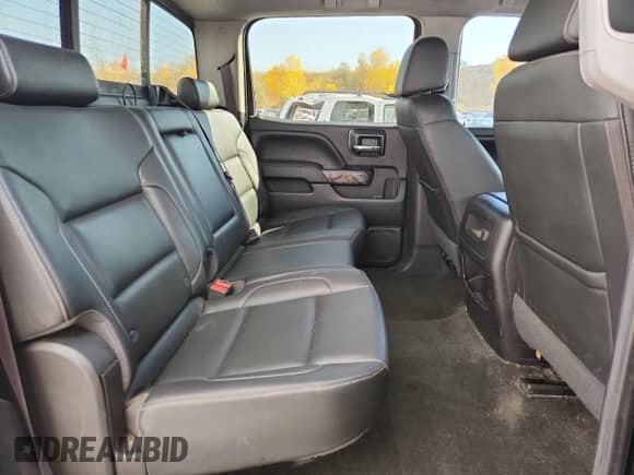 2017 Chevrolet Silverado 1500 LTZ z VIN 3GCUKSEC1HG306111, wystawiony jako Copart lot #89830025 z przebiegiem 120 934 mil mil oraz Szkoda całkowita • Salvage title. Historia ofert i sprzedaży dostępna na DreamBid. Obrazek 10.