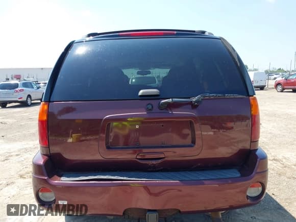 ✅ 2006 GMC Envoy SLE • VIN: 1GKDT13S362228877 • Lot: 42722097. Listed on IAAI with 202,574 mi. Free auction sales archive from the USA and detailed vehicle history report at DreamBid. Image 17.