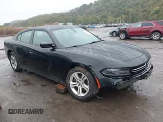 ✅ 2015 Dodge Charger SE • VIN: 2C3CDXBG4FH753110 • Lot: 43395024. Wystawiony na IAAI z przebiegiem 273 349 mil. Bezpłatny archiwum sprzedaży aukcyjnych z USA i szczegółowy raport historii pojazdu na DreamBid. Zdjęcie 1.