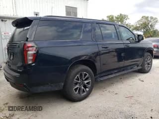 ✅ 2023 Chevrolet Suburban Z71 • VIN: 1GNSKDKD2PR409852 • Lot: 75884554. Wystawiony na Copart z przebiegiem 15 888 mil. Bezpłatny archiwum sprzedaży aukcyjnych z USA i szczegółowy raport historii pojazdu na DreamBid. Zdjęcie 3.