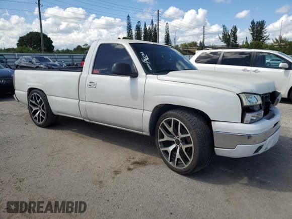 ✅ 2007 Chevrolet Silverado 1500 Work Truck • VIN: 1GCEC14X27Z170442 • Lot: 72950844. Listed on Copart with 213,958 mi. Free auction sales archive from the USA and detailed vehicle history report at DreamBid. Image 4.