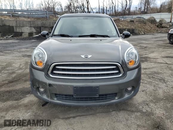 ✅ 2013 MINI Paceman • VIN: WMWSS1C53DWN46551 • Lot: 47983905. Listed on Copart with 86,434 mi. Free auction sales archive from the USA and detailed vehicle history report at DreamBid. Image 5.