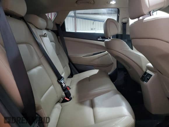 2016 Hyundai Tucson Sport z VIN KM8J3CA21GU179516, wystawiony jako Copart lot #91082765 z przebiegiem 93 070 mil mil oraz Czysty tytuł • Clean title. Historia ofert i sprzedaży dostępna na DreamBid. Obrazek 11.