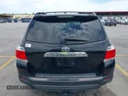 ✅ 2012 Toyota Highlander • VIN: 5TDZA3EH7CS018243 • Лот: 42296595. Опубликован ранее на IAAI с пробегом 195 564 миль. Бесплатный доступ к архиву аукционных продаж из США и подробный отчёт об истории автомобиля на DreamBid. Изображение 16.