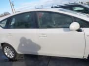 ✅ 2014 Toyota Prius Two • VIN: JTDZN3EU8E3341058 • Лот: 43725999. Опубликован ранее на IAAI с пробегом 123 539 миль. Бесплатный доступ к архиву аукционных продаж из США и подробный отчёт об истории автомобиля на DreamBid. Изображение 14.