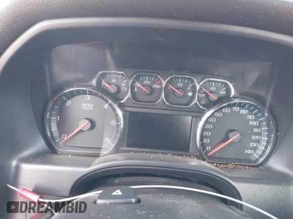 ✅ 2019 GMC Sierra 1500 SLE • VIN: 2GTV2MEC0K1128031 • Lot: 43525680. Wystawiony na IAAI z przebiegiem Nie podano. Bezpłatny archiwum sprzedaży aukcyjnych z USA i szczegółowy raport historii pojazdu na DreamBid. Zdjęcie 7.