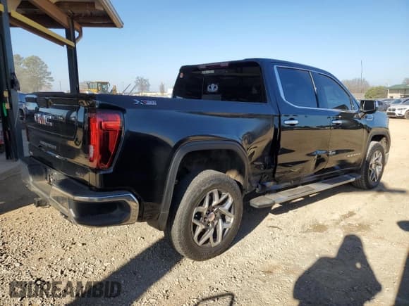 ✅ 2023 GMC Sierra 1500 SLT • VIN: 3GTUUDED3PG294301 • Lot: 85997914. Listed on Copart with 33,200 mi. Free auction sales archive from the USA and detailed vehicle history report at DreamBid. Image 3.