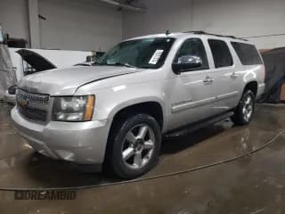 ✅ 2008 Chevrolet Suburban LTZ • VIN: 1GNFK16318J227657 • Lot: 79251374. Wystawiony na Copart z przebiegiem 200 907 mil. Bezpłatny archiwum sprzedaży aukcyjnych z USA i szczegółowy raport historii pojazdu na DreamBid. Zdjęcie 1.