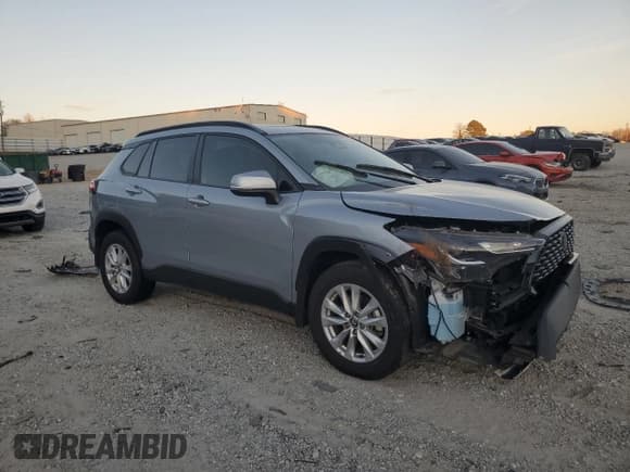✅ 2024 Toyota Corolla Cross LE • VIN: 7MUBAAAG4RV094200 • Lot: 92809965. Listed on Copart with 20,150 mi. Free auction sales archive from the USA and detailed vehicle history report at DreamBid. Image 4.