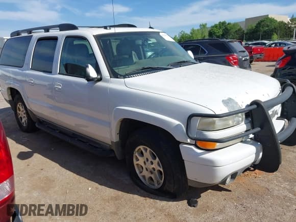 ✅ 2005 Chevrolet Suburban Z71 • VIN: 3GNFK16Z85G260950 • Лот: 42250514. Опубликован ранее на IAAI с пробегом 200 234 миль. Бесплатный доступ к архиву аукционных продаж из США и подробный отчёт об истории автомобиля на DreamBid. Изображение 1.