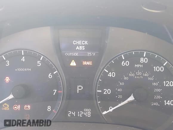 ✅ 2010 Lexus RX 350 • VIN: 2T2ZK1BA9AC025575 • Lot: 43634899. Listed on IAAI with 241,248 mi. Free auction sales archive from the USA and detailed vehicle history report at DreamBid. Image 7.