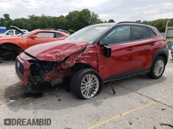 ✅ 2021 Hyundai Kona SEL • VIN: KM8K2CAA1MU735544 • Лот: 61327763. Опубликован ранее на Copart с пробегом 32 233 миль. Бесплатный доступ к архиву аукционных продаж из США и подробный отчёт об истории автомобиля на DreamBid. Изображение 1.