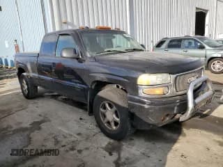 ✅ 2003 GMC Sierra Denali • VIN: 2GTFK69U531406006 • Лот: 89369145. Опубликован ранее на Copart с пробегом Не указан. Бесплатный доступ к архиву аукционных продаж из США и подробный отчёт об истории автомобиля на DreamBid. Изображение 4.