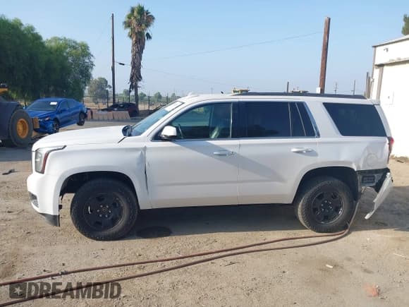 ✅ 2018 Chevrolet Tahoe LT • VIN: 1GNSKBKC7JR351112 • Lot: 43220861. Wystawiony na IAAI z przebiegiem 103 862 mil. Bezpłatny archiwum sprzedaży aukcyjnych z USA i szczegółowy raport historii pojazdu na DreamBid. Zdjęcie 14.
