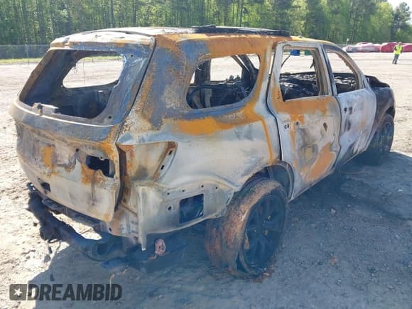 ✅ 2024 Dodge Durango SRT 392 AlcHEMI • VIN: 1C4SDJGJ8RC218913 • Lot: 41995586. Wystawiony na IAAI z przebiegiem Nie podano. Bezpłatny archiwum sprzedaży aukcyjnych z USA i szczegółowy raport historii pojazdu na DreamBid. Zdjęcie 4.