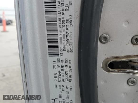 ✅ 2015 Ram 1500 Express • VIN: 1C6RR7KT8FS612674 • Lot: 55100185. Wystawiony na Copart z przebiegiem 163 756 mil. Bezpłatny archiwum sprzedaży aukcyjnych z USA i szczegółowy raport historii pojazdu na DreamBid. Zdjęcie 13.