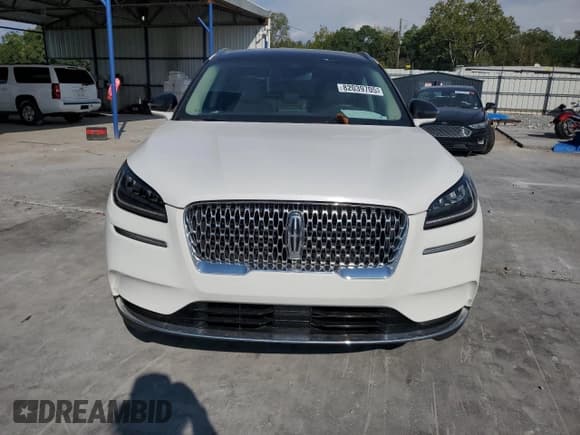 ✅ 2022 Lincoln Corsair Reserve • VIN: 5LMCJ2C9XNUL01724 • Lot: 82039705. Wystawiony na Copart z przebiegiem 61 601 mil. Bezpłatny archiwum sprzedaży aukcyjnych z USA i szczegółowy raport historii pojazdu na DreamBid. Zdjęcie 5.