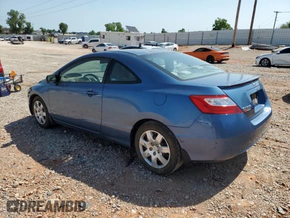 ✅ 2008 Honda Civic LX • VIN: 2HGFG12678H531654 • Lot: 58064535. Listed on Copart with 111,032 mi. Free auction sales archive from the USA and detailed vehicle history report at DreamBid. Image 2.