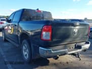 ✅ 2021 Ram 1500 Big Horn • VIN: 1C6SRFFT0MN663748 • Lot: 43448279. Wystawiony na IAAI z przebiegiem 86 456 mil. Bezpłatny archiwum sprzedaży aukcyjnych z USA i szczegółowy raport historii pojazdu na DreamBid. Zdjęcie 3.