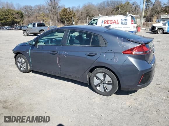 ✅ 2017 Hyundai Ioniq Blue • VIN: KMHC65LC1HU043471 • Lot: 47009675. Wystawiony na Copart z przebiegiem 176 851 mil. Bezpłatny archiwum sprzedaży aukcyjnych z USA i szczegółowy raport historii pojazdu na DreamBid. Zdjęcie 2.