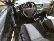 ✅ 2008 Hyundai Accent GS • VIN: KMHCM36C58U061106 • Лот: 51211165. Опубликован ранее на Copart с пробегом 249 106 миль. Бесплатный доступ к архиву аукционных продаж из США и подробный отчёт об истории автомобиля на DreamBid. Изображение 8.