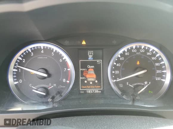 ✅ 2015 Toyota Highlander Limited • VIN: 5TDDKRFHXFS151768 • Lot: 80718995. Listed on Copart with 185,738 mi. Free auction sales archive from the USA and detailed vehicle history report at DreamBid. Image 9.