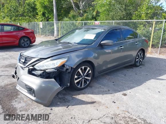 ✅ 2017 Nissan Altima SL • VIN: 1N4BL3AP3HC180457 • Lot: 43828605. Listed on IAAI with 134,831 mi. Free auction sales archive from the USA and detailed vehicle history report at DreamBid. Image 2.