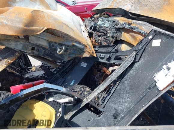 ✅ 2023 Hyundai Palisade Calligraphy • VIN: KM8R74GE8PU507674 • Лот: 39712191. Опубликован ранее на IAAI с пробегом Не указан. Бесплатный доступ к архиву аукционных продаж из США и подробный отчёт об истории автомобиля на DreamBid. Изображение 5.