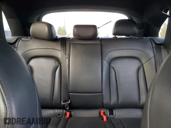 ✅ 2018 Audi Q3 Premium Plus • VIN: WA1HCCFS0JR003119 • Lot: 65577815. Listed on Copart with 86,633 mi. Free auction sales archive from the USA and detailed vehicle history report at DreamBid. Image 10.