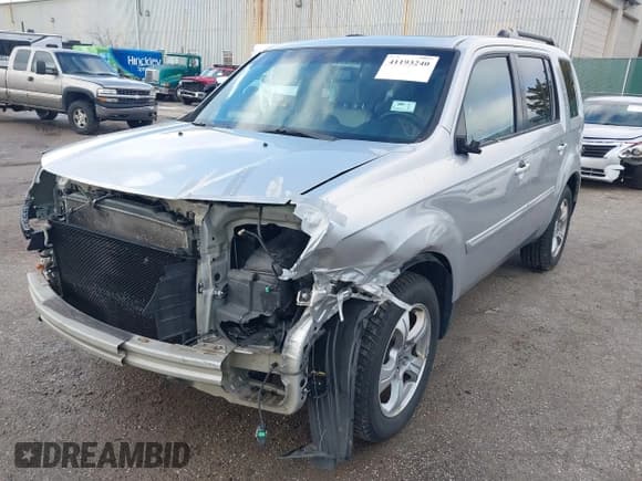 ✅ 2013 Honda Pilot EX-L • VIN: 5FNYF3H76DB013332 • Lot: 41193240. Listed on IAAI with 121,308 mi. Free auction sales archive from the USA and detailed vehicle history report at DreamBid. Image 2.