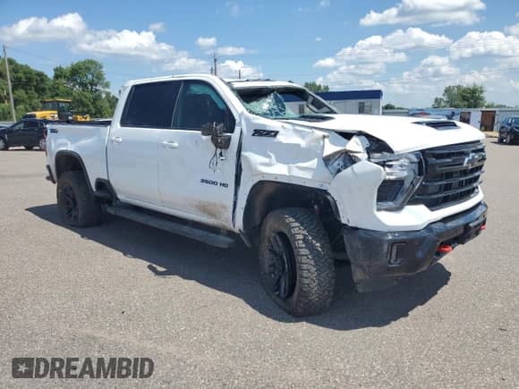 2025 Chevrolet Silverado 3500HD LTZ с VIN 2GC4KUEY6S1199578, выставлен на аукционе Copart как лот 62137085 с пробегом 2 202 миль миль и Списание • Salvage title. История ставок и продаж доступна на DreamBid. Изображение 4.