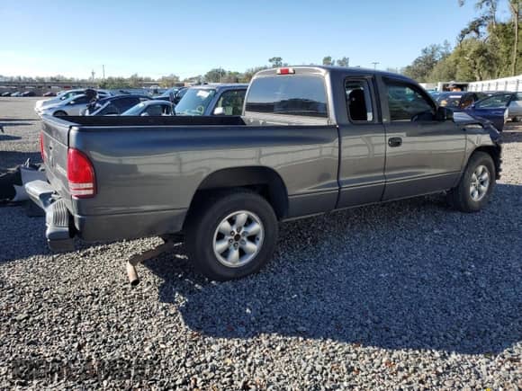 2003 Dodge Dakota Sport z VIN 1D7HL32X53S172240, wystawiony jako Copart lot #45607135 z przebiegiem Nie podano mil oraz Szkoda całkowita • Salvage title. Historia ofert i sprzedaży dostępna na DreamBid. Obrazek 3.