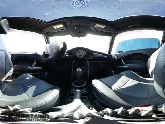 ✅ 2006 MINI Hardtop • VIN: WMWRC33536TK72196 • Lot: 43027371. Wystawiony na IAAI z przebiegiem Nie podano. Bezpłatny archiwum sprzedaży aukcyjnych z USA i szczegółowy raport historii pojazdu na DreamBid. Zdjęcie 18.