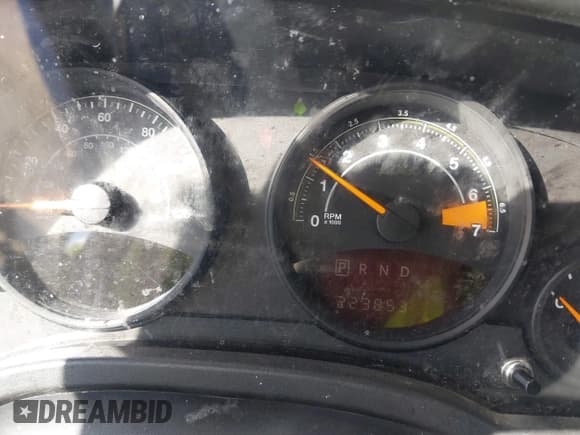 ✅ 2015 Jeep Patriot Sport • VIN: 1C4NJPBA0FD235176 • Lot: 43641430. Wystawiony na IAAI z przebiegiem 223 853 mil. Bezpłatny archiwum sprzedaży aukcyjnych z USA i szczegółowy raport historii pojazdu na DreamBid. Zdjęcie 7.