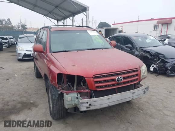 2001 Toyota Highlander с VIN JTEGF21A110027818, выставлен на аукционе IAAI как лот 42433308 с пробегом 223 652 миль миль и . История ставок и продаж доступна на DreamBid. Изображение 1.