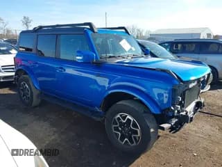 ✅ 2022 Ford Bronco Big Bend • VIN: 1FMEE5BPXNLB02700 • Лот: 43688328. Опубликован ранее на IAAI с пробегом 25 640 миль. Бесплатный доступ к архиву аукционных продаж из США и подробный отчёт об истории автомобиля на DreamBid. Изображение 1.